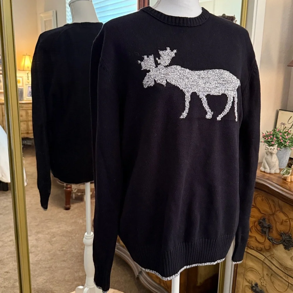 Men's Weatherproof Vintage Black Sweater with Grey Moose - Picture 1 of 7